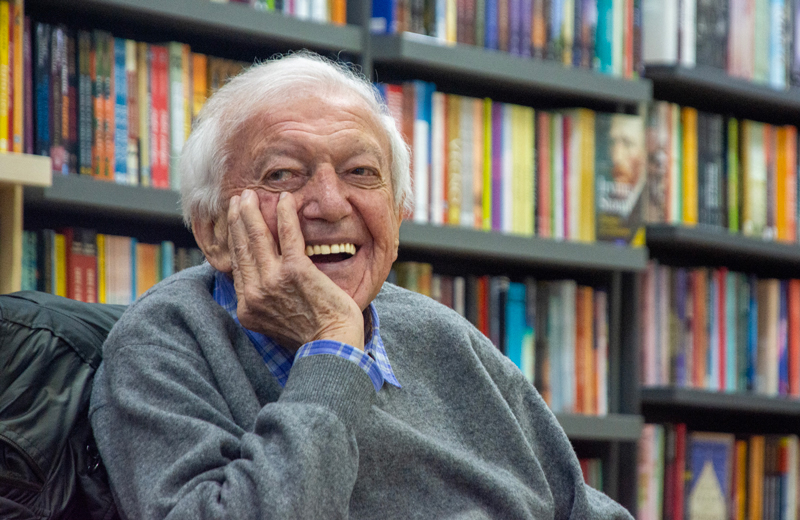 Zaustavno vreme Dušana Miklje: Održano predstavljanje knjige koje je potvrdilo snagu Mikljine priče