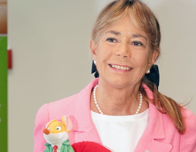 Italijanska spisateljica Elizabeta Dami i Džeronimo Stilton oduševili najmlađe posetioce drugog dana Sajma knjiga