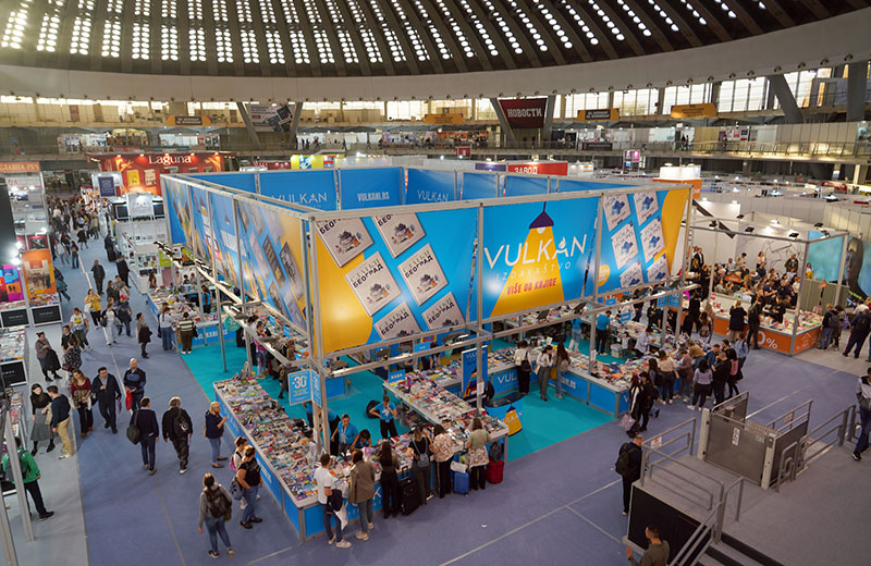 Veliko interesovanje čitalaca za novitete Vulkan izdavaštva na 68. Sajmu knjiga u Beogradu