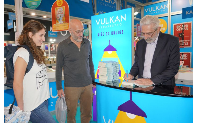 Domaći autori na Sajmu knjiga: Premijerno predstavljena tri nova dela različitih žanrova