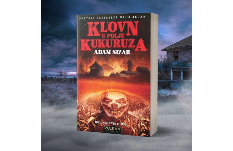 Horor roman Adama Sizara „Klovn u polju kukuruza“ u prodaji